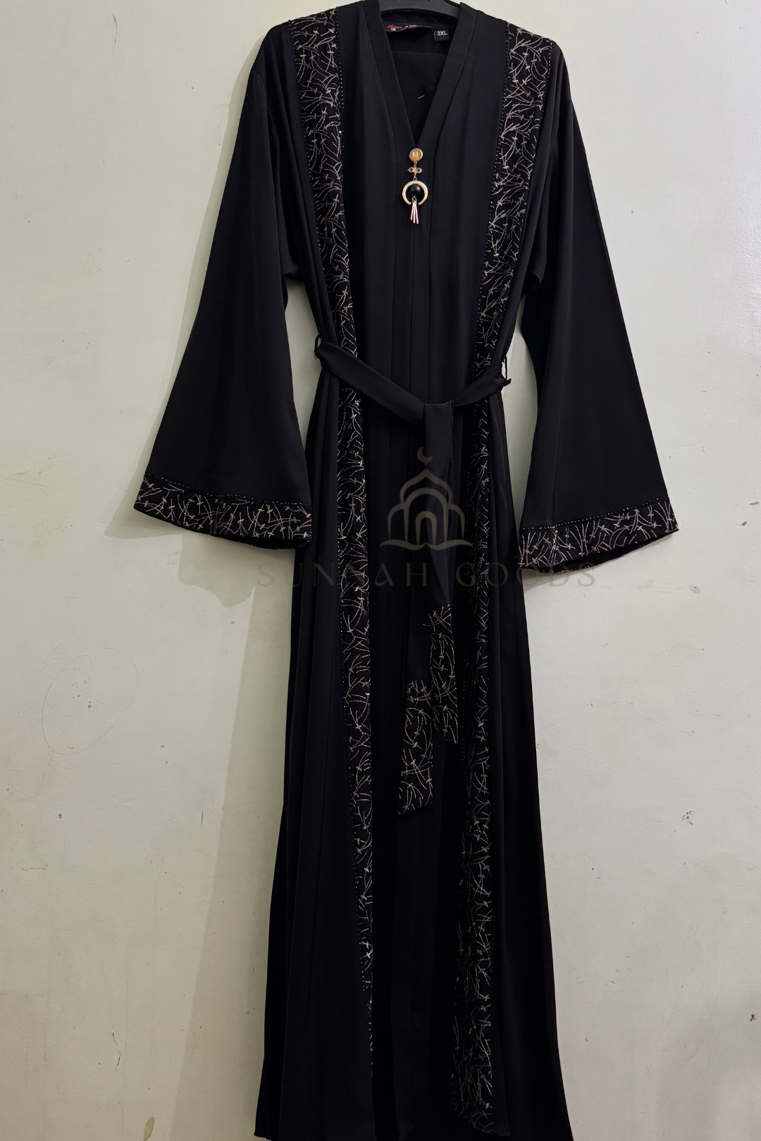 Black Abaya - Aesthetic Design