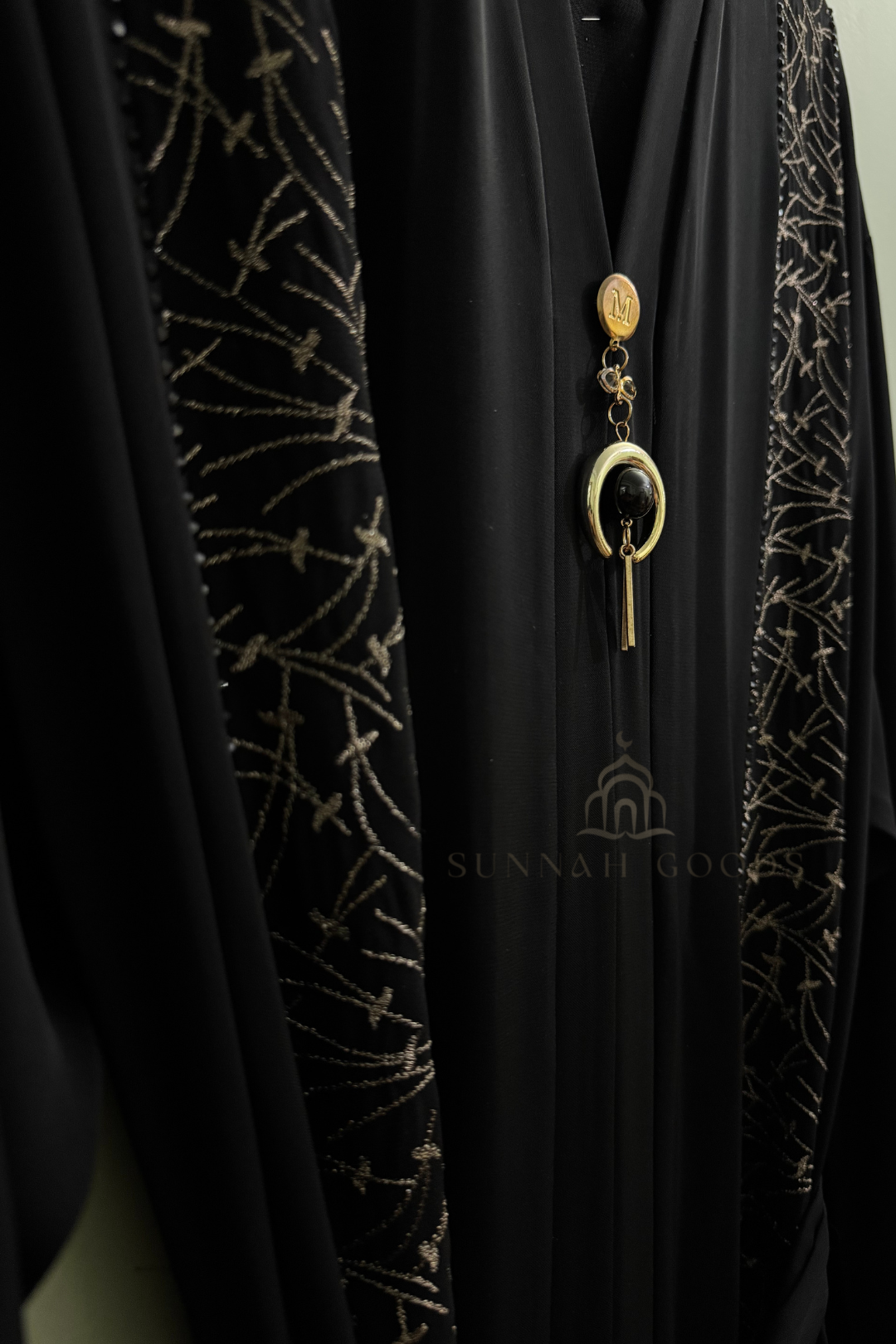 Black Abaya - Aesthetic Design