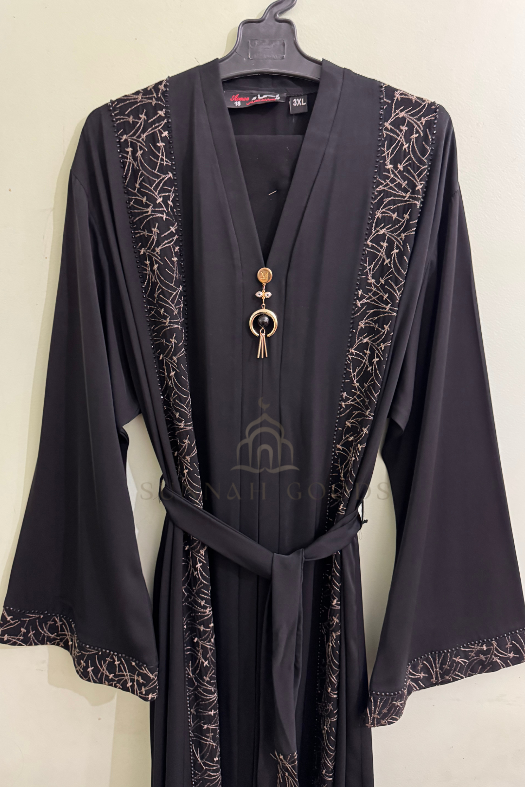 Black Abaya - Aesthetic Design