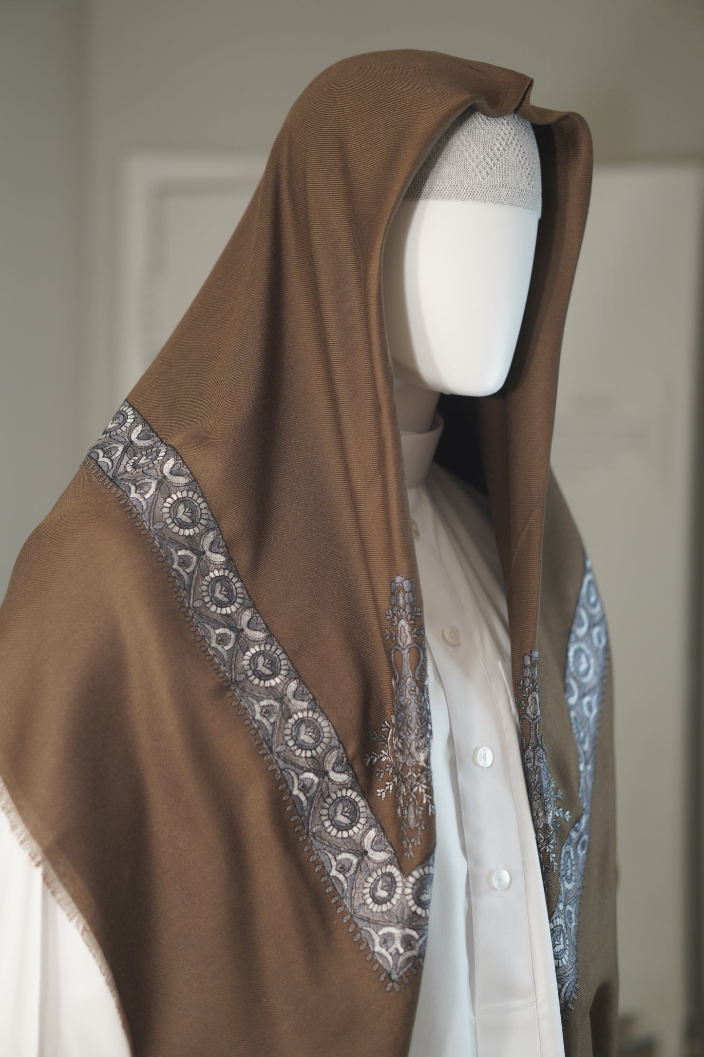 Premium Shemagh | Embroided | Lightweight | 50 x 50 in