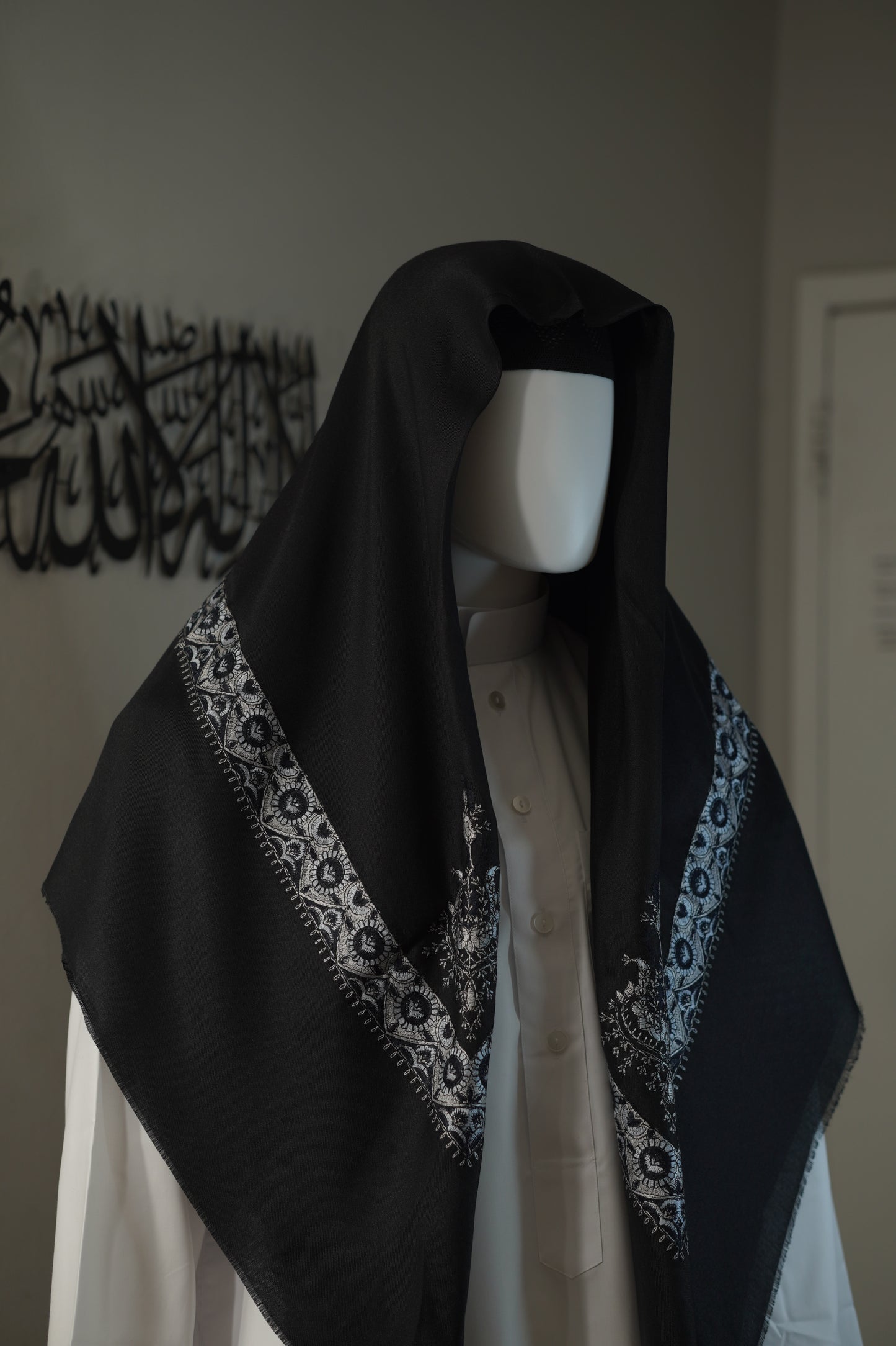 Premium Shemagh | Embroided | Lightweight | 50 x 50 in
