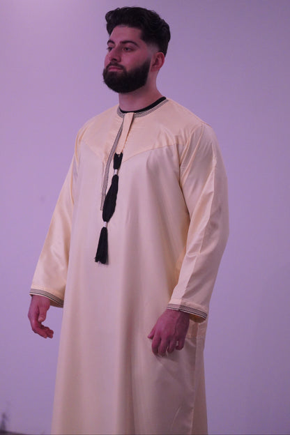 Luxury Emirati Thobe for Men – Shiny Finish | 5 Colors