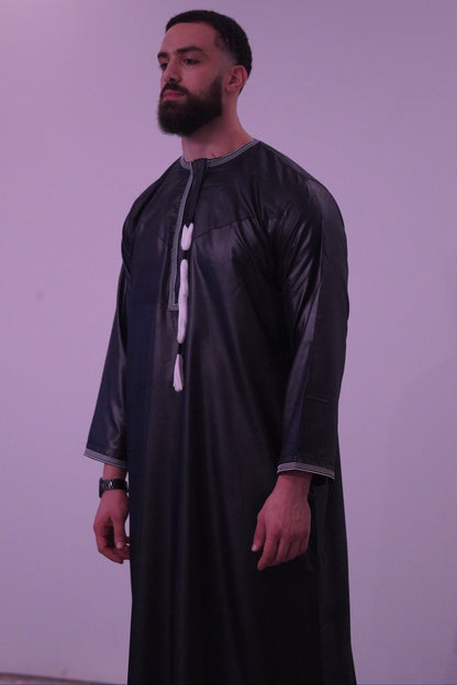 Luxury Emirati Thobe for Men – Shiny Finish | 5 Colors