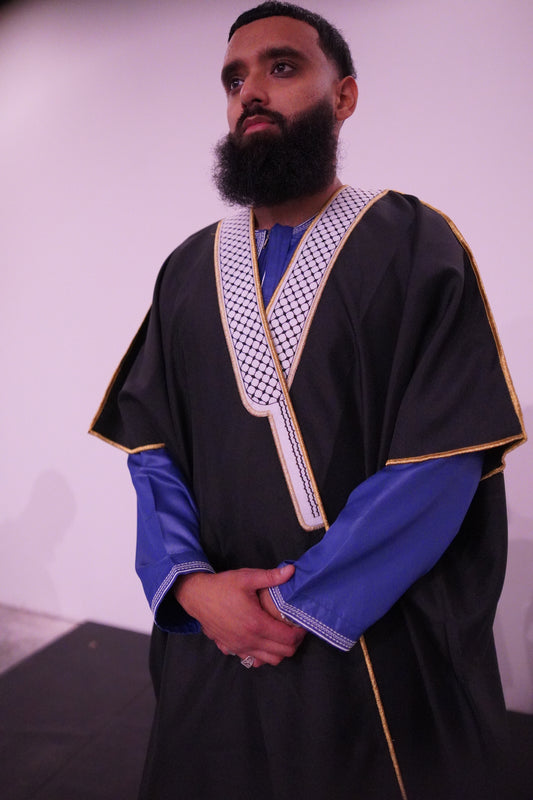 Luxury Half-Sleeve Bisht with Gold Embroidery – Black & White