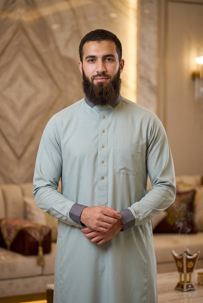 Luxury Signature Thobe for Men – Contrast Collar Saudi Thobe with Gold Buttons | Emerald & Ocean