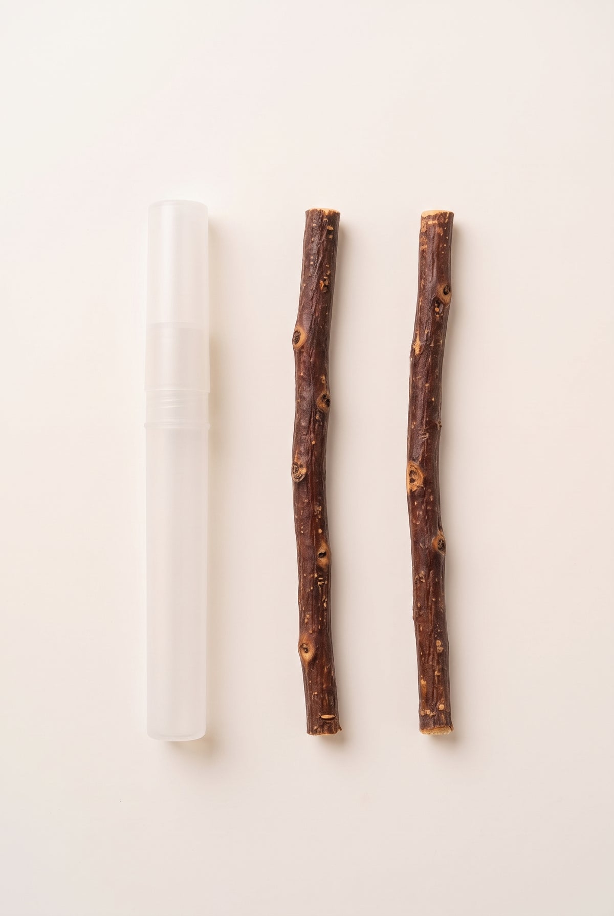 What's included: 2 natural Zaitoon olive tree miswak sticks and a reusable clear holder