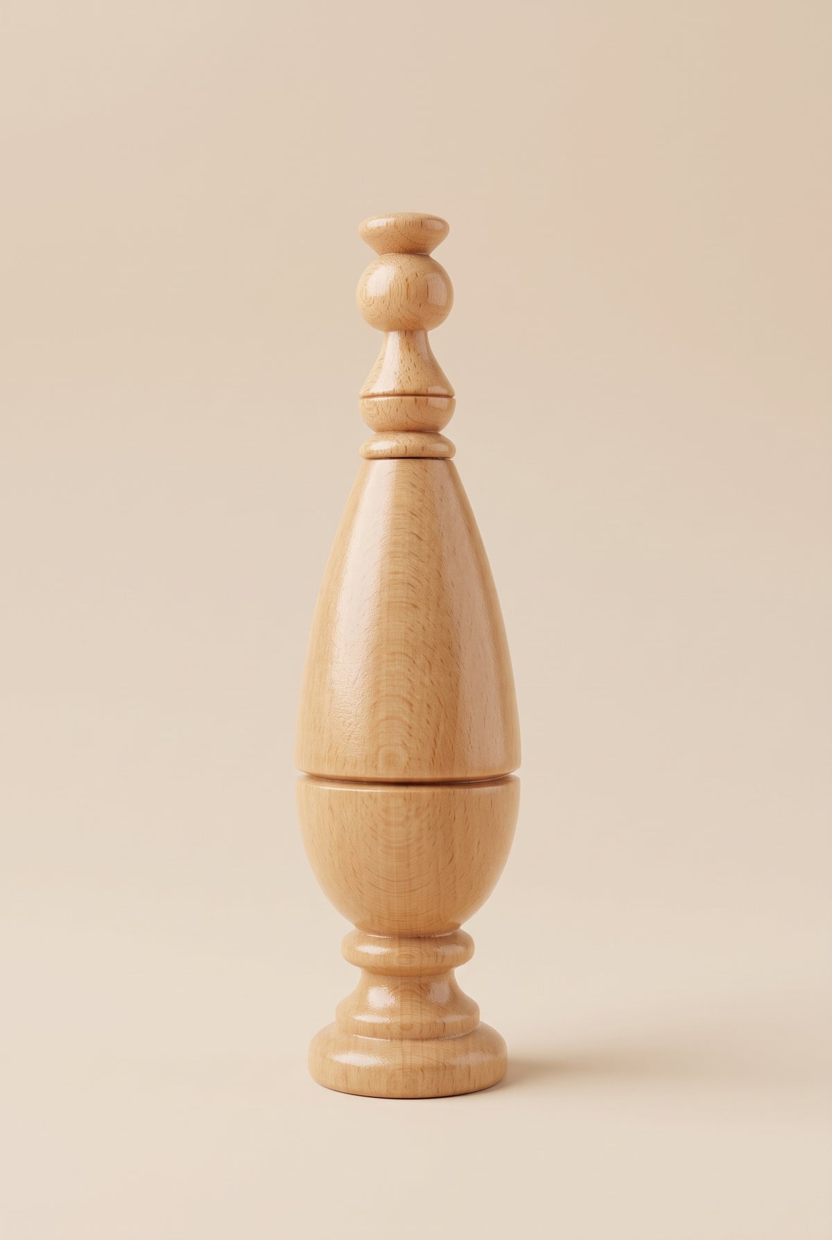 Natural beech wood kohl applicator in a light honey tone