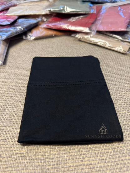 black underscarf