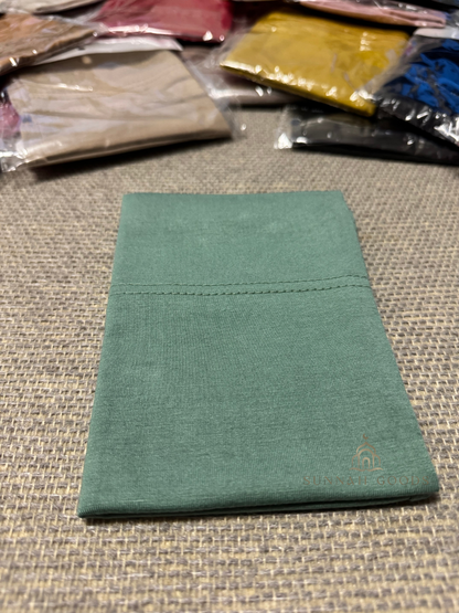 mint underscarf