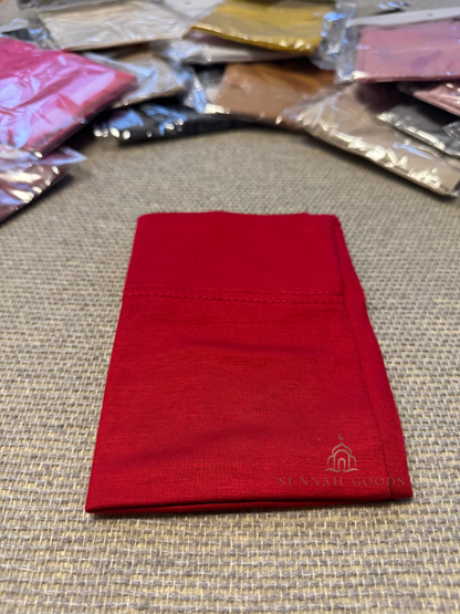 red underscarf